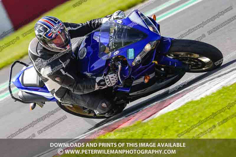 donington no limits trackday;donington park photographs;donington trackday photographs;no limits trackdays;peter wileman photography;trackday digital images;trackday photos